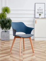 Scandinavian Modern PP Plastic Chair Comfortable