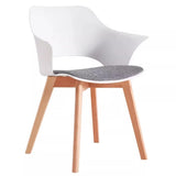 Scandinavian Modern PP Plastic Chair Comfortable