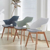 Scandinavian Modern PP Plastic Chair Comfortable